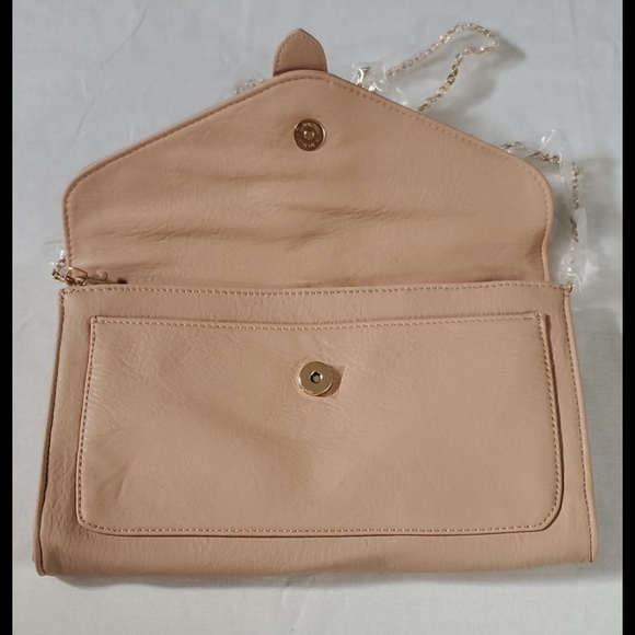 Charming Charlie cream clutch - Picture 4 of 8